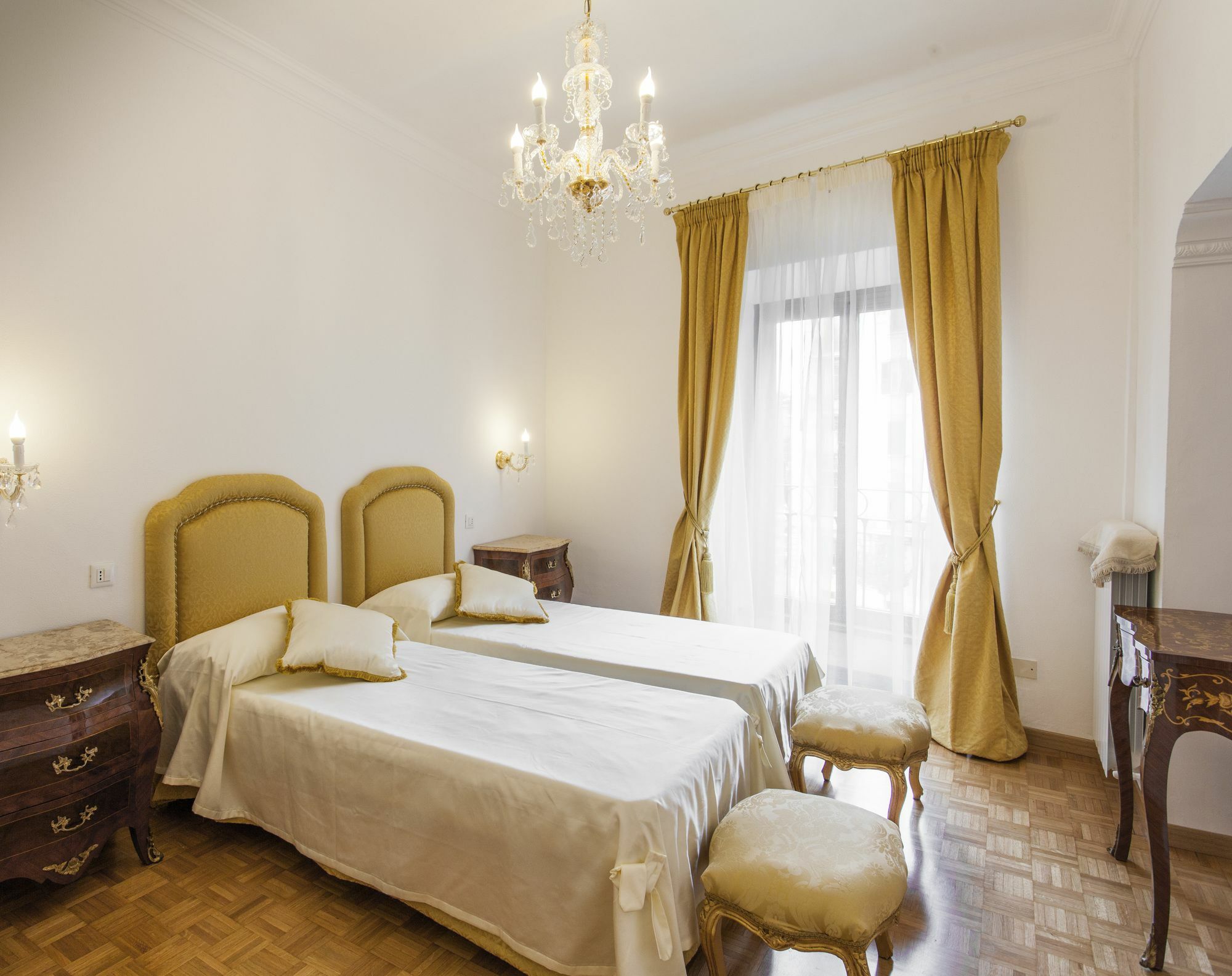 Suite Sarandrea Rome Luaran gambar